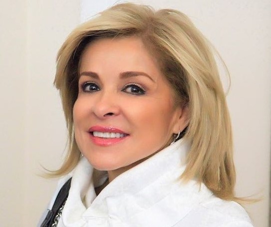 Dra Gloria Lopez