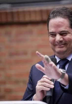 CEJ exalta la trayectoria del doctor Germán Vargas Lleras